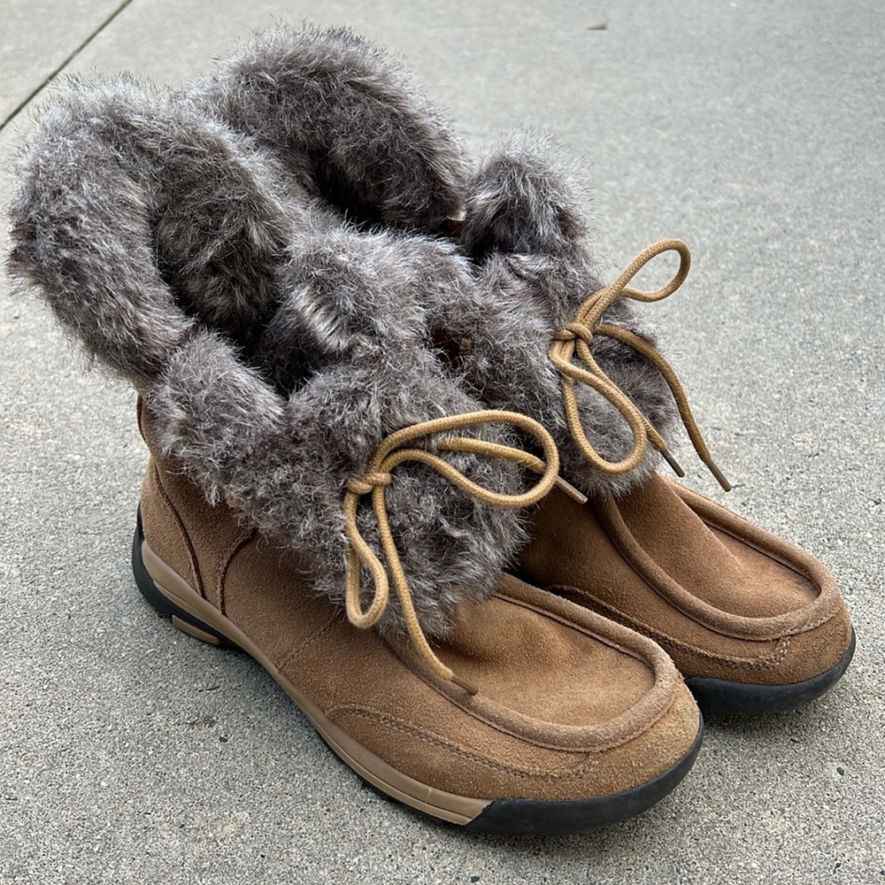 Lands End Leather Faux Fur Lined Brown Ankle Booties -Moccasins - Picture 1 of 7